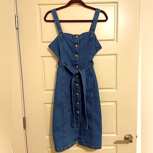 Divided by H&M Blue Denim Button-Up Dungaree Midi Dress w/ Waist Tie - 6 - Picture 7 of 8